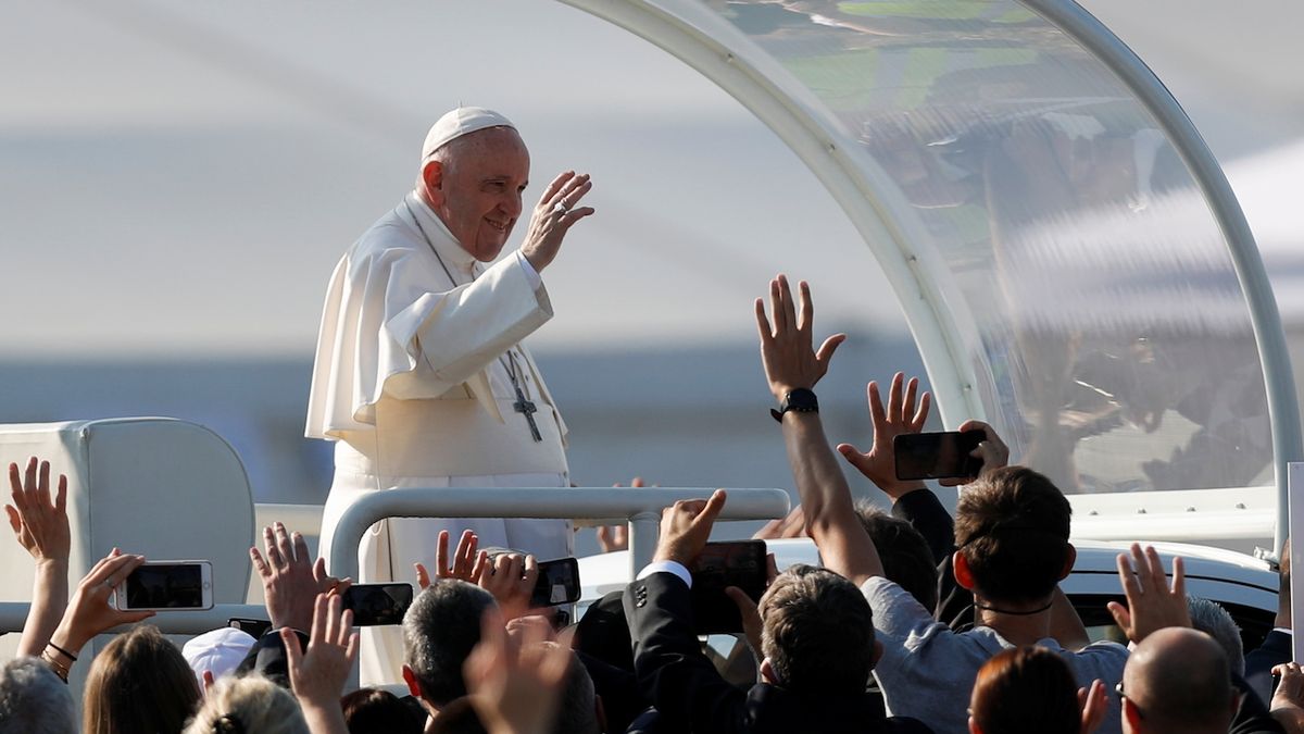 Papež: Nepřátelé si přáli mou smrt